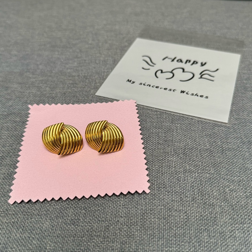✨Vintage Amelia Gold Earrings |StainlessSteel 18K PVD Gold tone GOODREVIEW - Picture 5 of 15